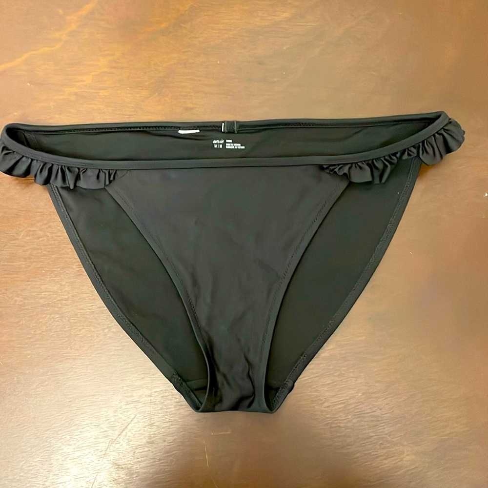 Aerie Black ruffle bikini bottom, size medium